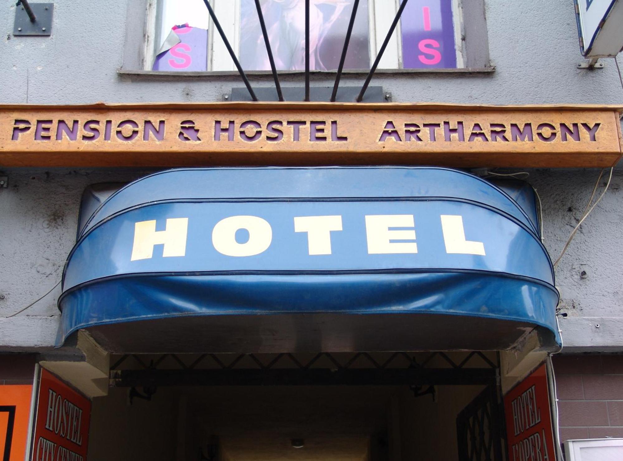 Artharmony Pension & Hostel Praag Buitenkant foto