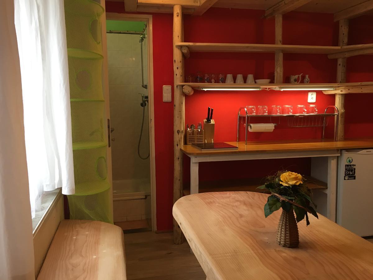 Artharmony Pension & Hostel Praag Buitenkant foto