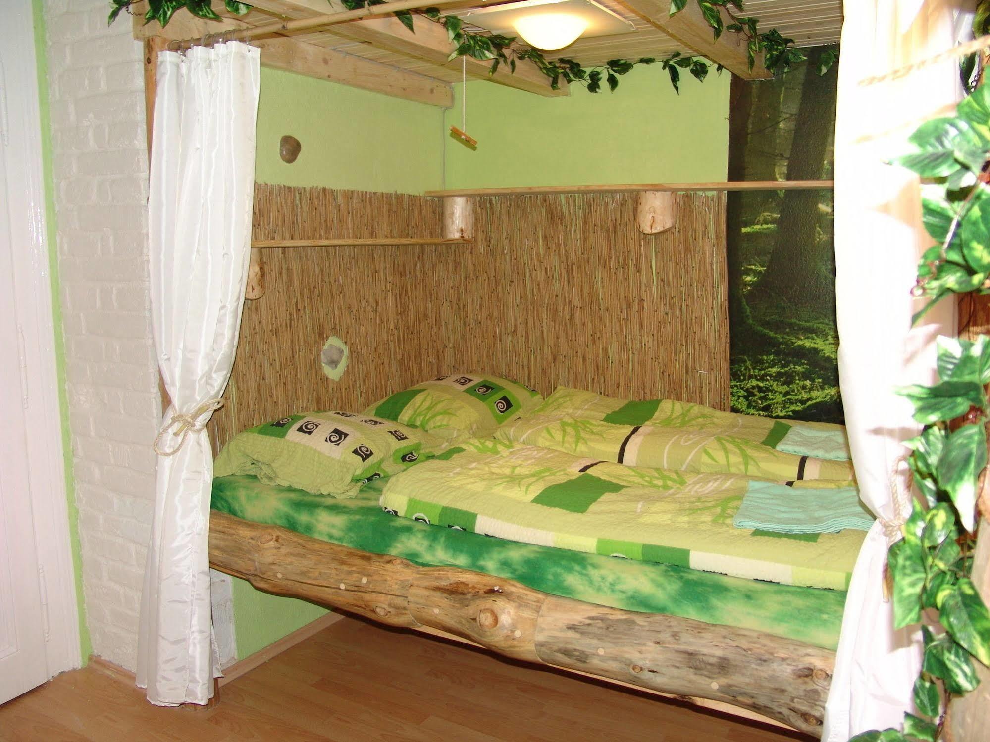Artharmony Pension & Hostel Praag Buitenkant foto